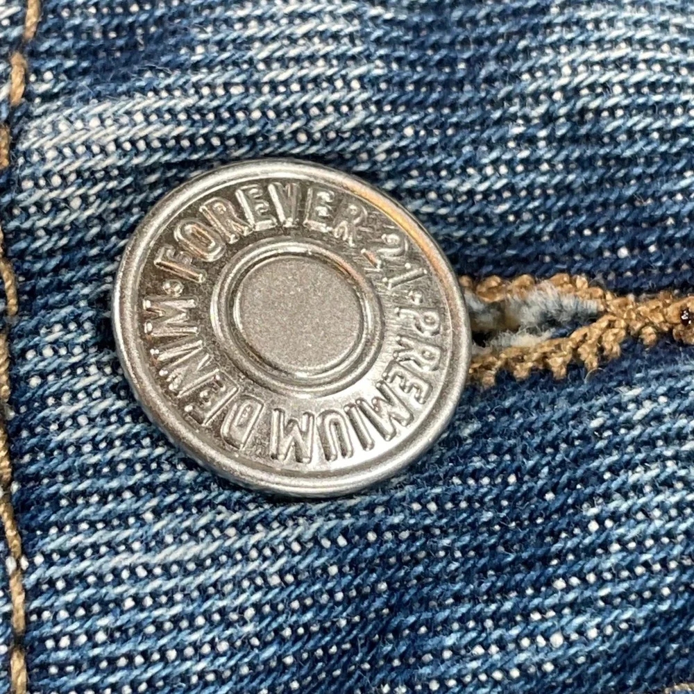 Forever 21 Premium Denim Wide Leg Jeans Light Wash‎ Layered Waistband Womens